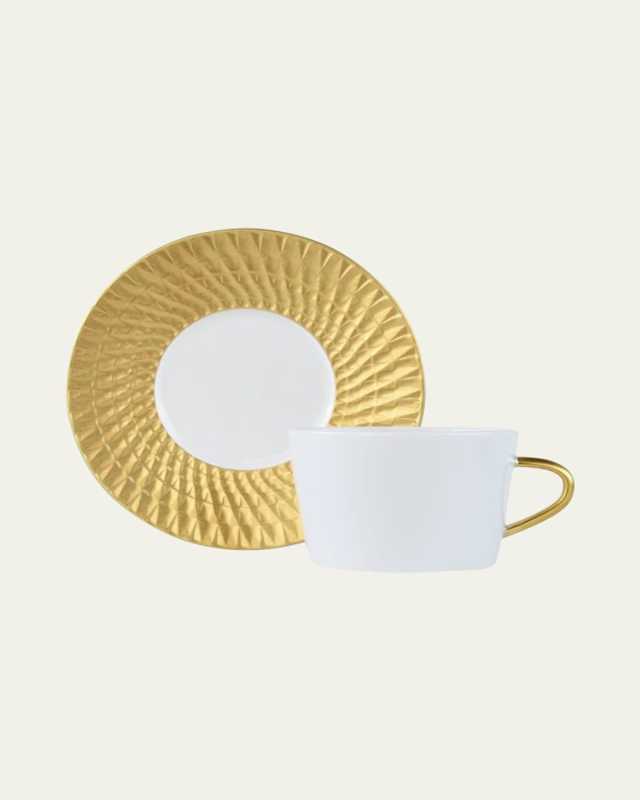 Twist Gold Tea Saucer Only